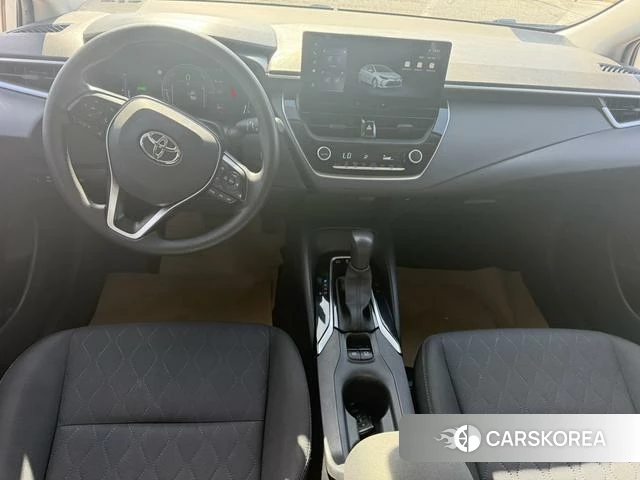 Toyota Corolla 2023 Белый из Китая