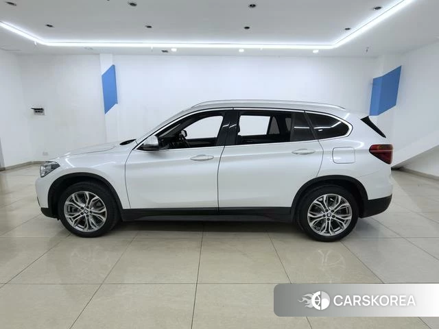 BMW X1 2019 Белый из Китая