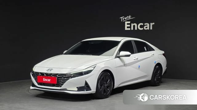 Hyundai Avante (CN7) 2023 Белый из Кореи