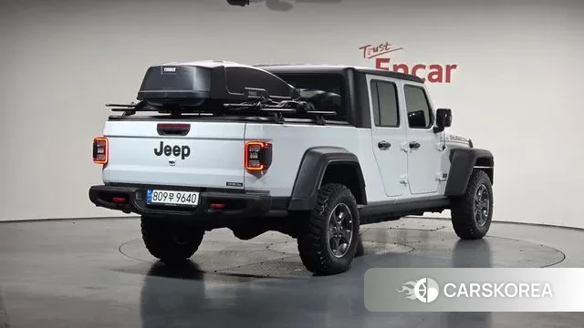 Jeep Gladiator (JT) 2022 Белый из Кореи