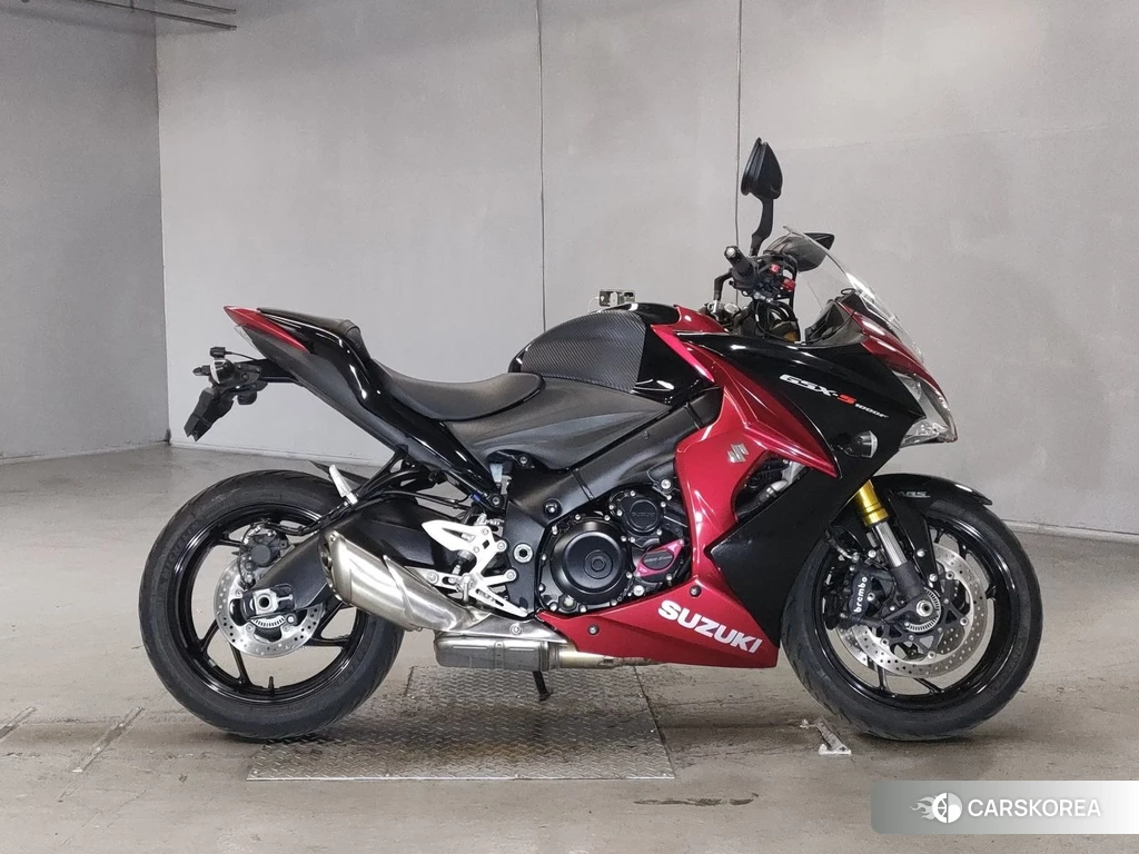 Проданный Suzuki GSX-S1000F 2016 из Японии