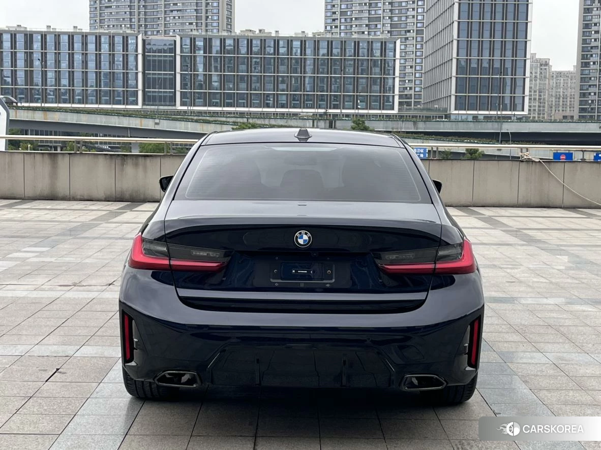 BMW 3 series 2024 Черный из Китая