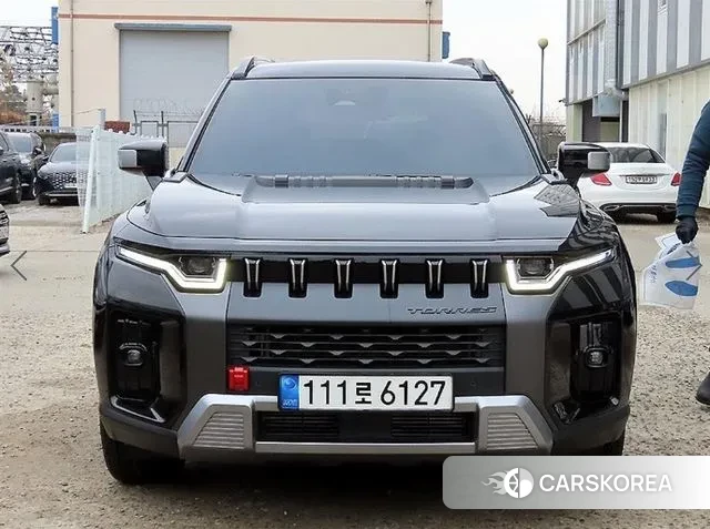 Ssangyong Torres 2023 Черный из Кореи