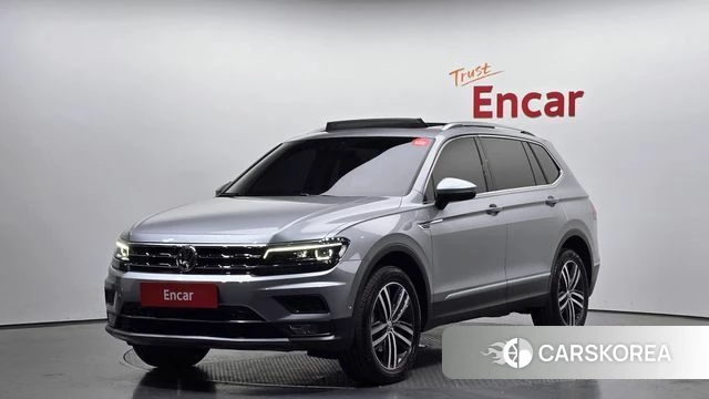 Volkswagen Tiguan Allspace 2020 Серебристо-серый из Кореи