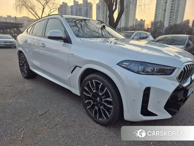 BMW X6 (G06) 2025 Белый из Кореи