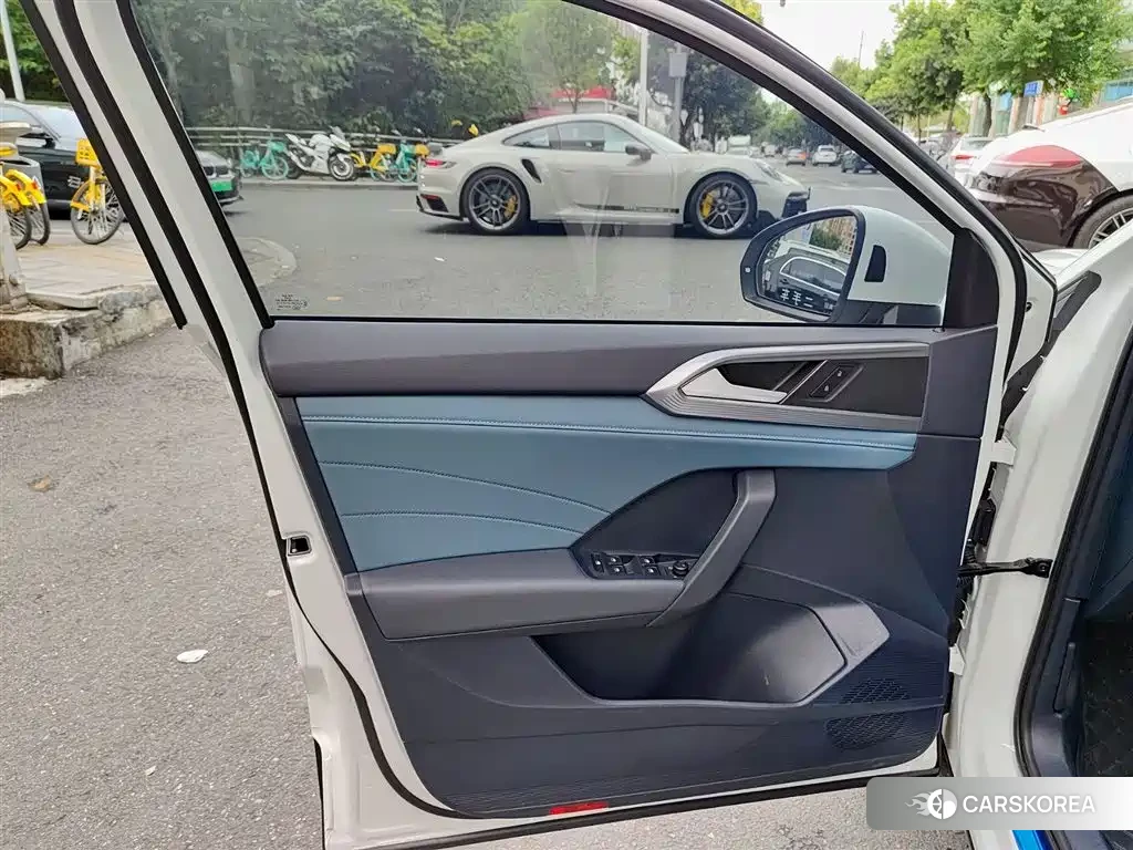 Volkswagen Tharu 2025 Белый из Китая