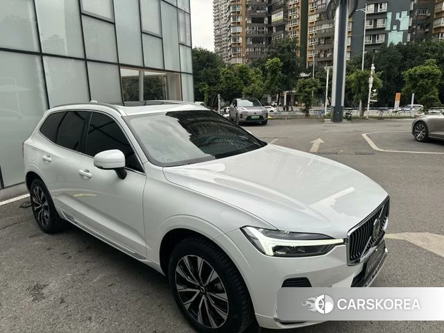 Volvo XC60 2023 Белый из Китая