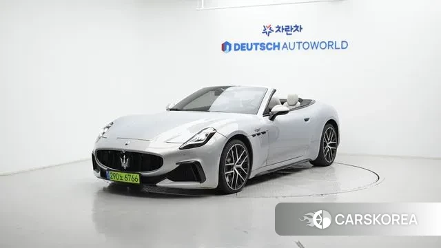 Maserati Grancabrio 2nd Generation 2024 Серебристо-серый из Кореи