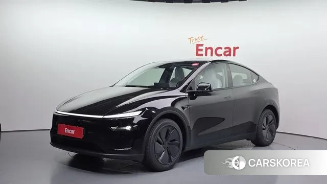 Tesla Model Y 2025 Черный из Кореи