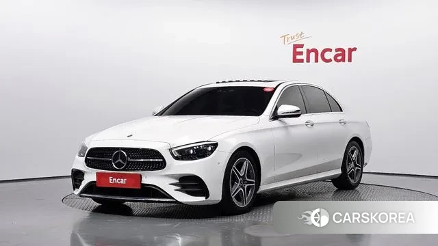 Mercedes-Benz E-Class W213 2022 Белый из Кореи