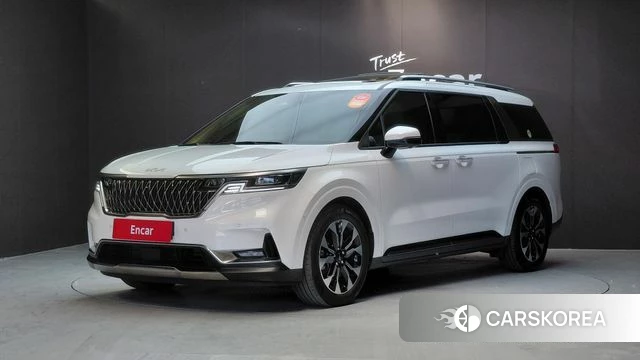 Kia Carnival 4th generation 2023 Белый из Кореи