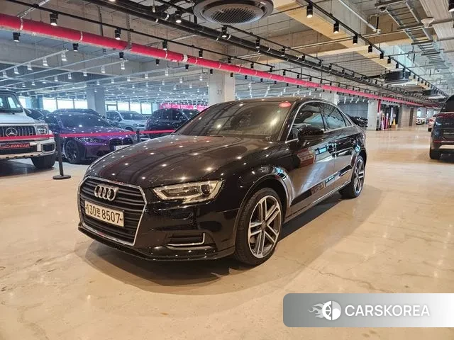 Audi New A3 2020 Черный из Кореи