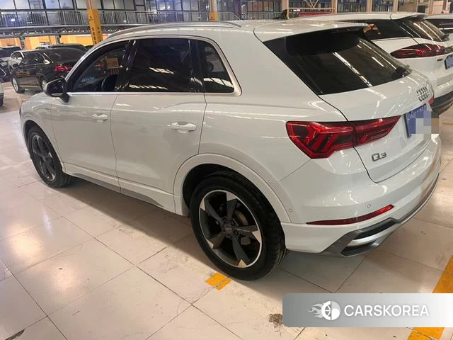Audi Q3 2021 Белый из Китая