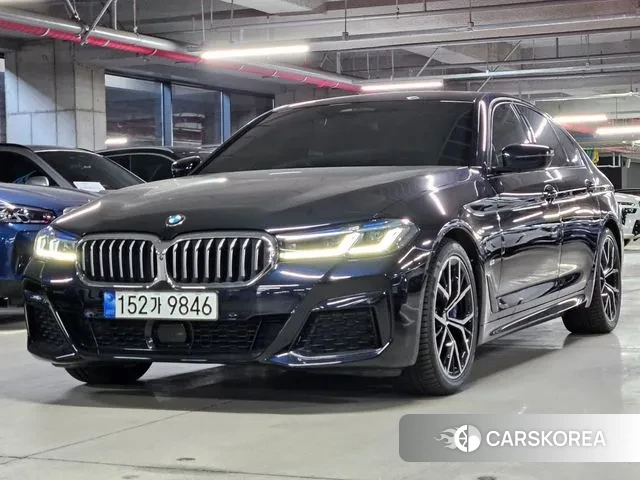 BMW 5 Series (G30) 2023 Синий из Кореи