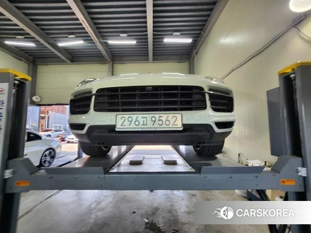Porsche Cayenne (PO536) 2020 Белый из Кореи