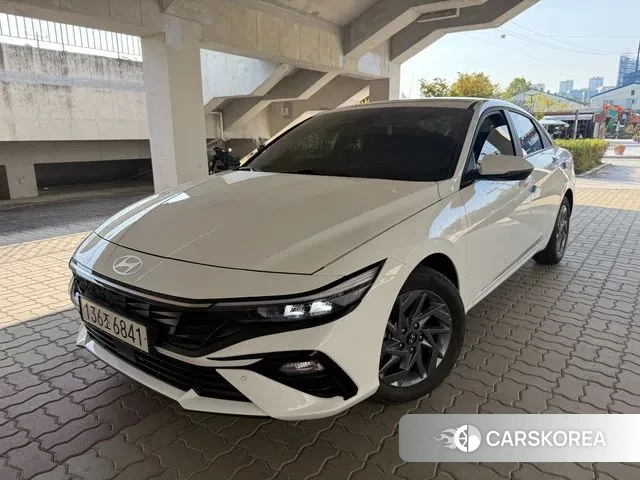 Hyundai The New Avante Hybrid (CN7) 2024 Белый из Кореи