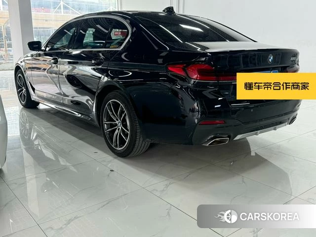 BMW 5 series 2022 Черный из Китая