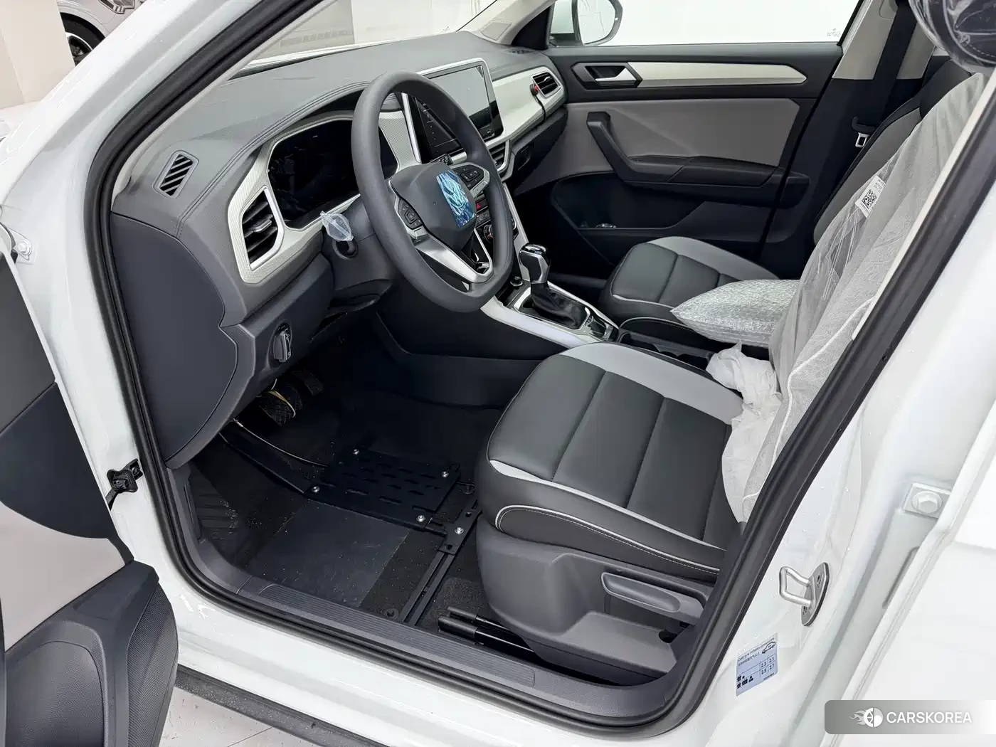 Volkswagen T-Roc 2026 Белый из Китая