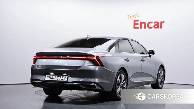 Kia K8 2022 Серебряный из Кореи