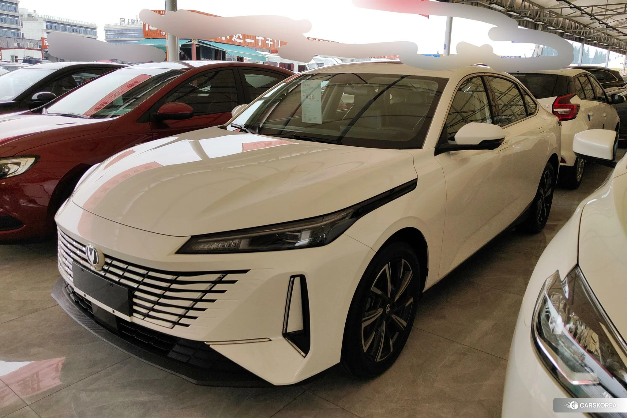Chang'an Yidong 2024 Белый из Китая