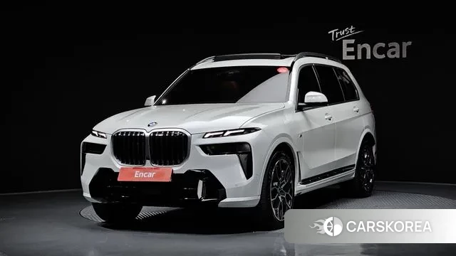 BMW X7 (G07) 2025 Белый из Кореи