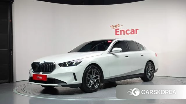 BMW 5 Series (G60) 2025 Белый из Кореи
