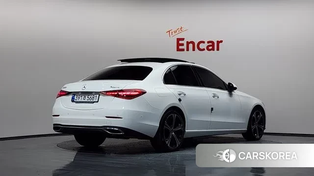 Mercedes-Benz C-Class W206 2023 Белый из Кореи
