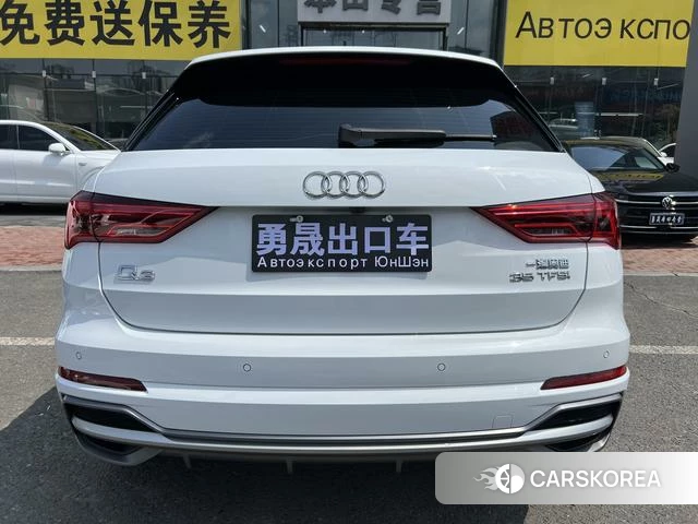 Audi Q3 2022 Белый из Китая
