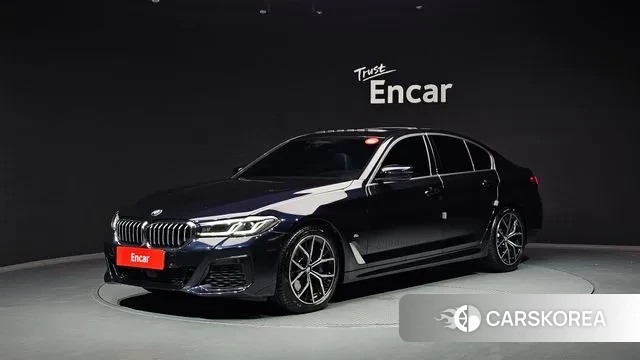 BMW 5 Series (G30) 2022 Черный из Кореи