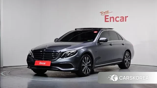 Mercedes-Benz E-Class W213 2019 Серый из Кореи