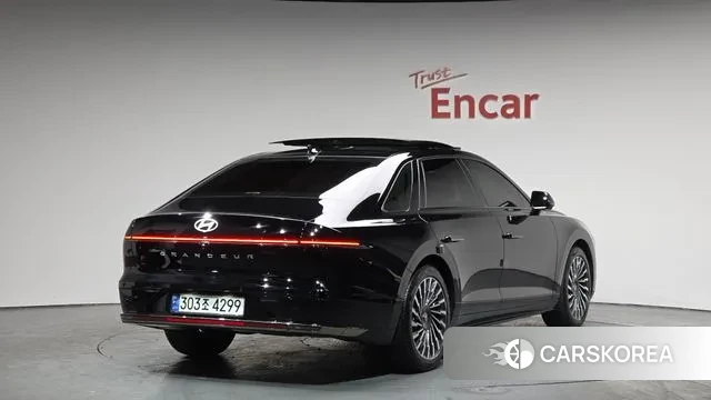 Hyundai Grandeur (GN7) 2024 Черный из Кореи