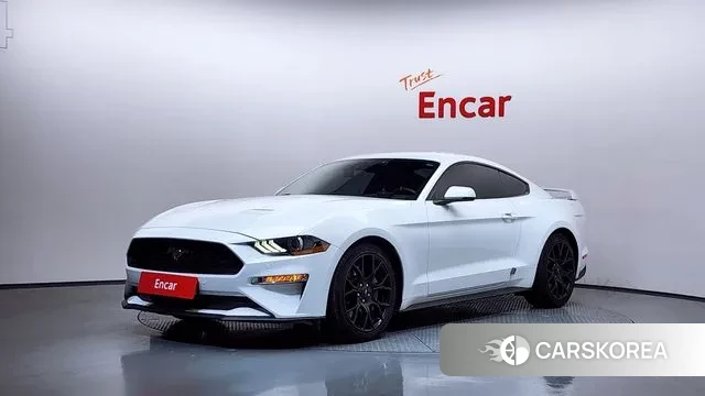 Ford Mustang 2019 Белый из Кореи