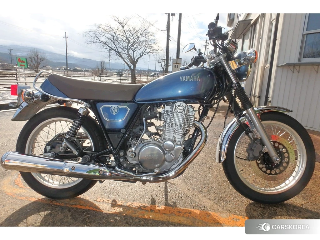 Проданный Yamaha SR 400 2020 из Японии