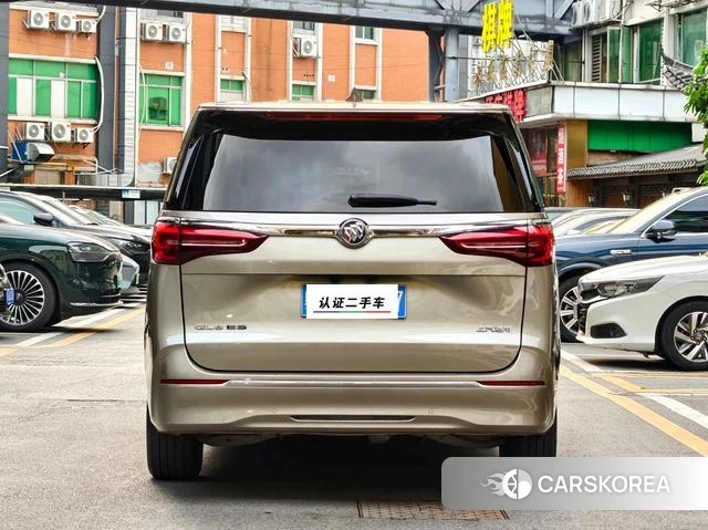 Buick GL8 2023 Желтый из Китая