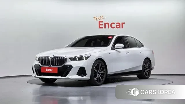 BMW 5 Series (G60) 2025 Белый из Кореи