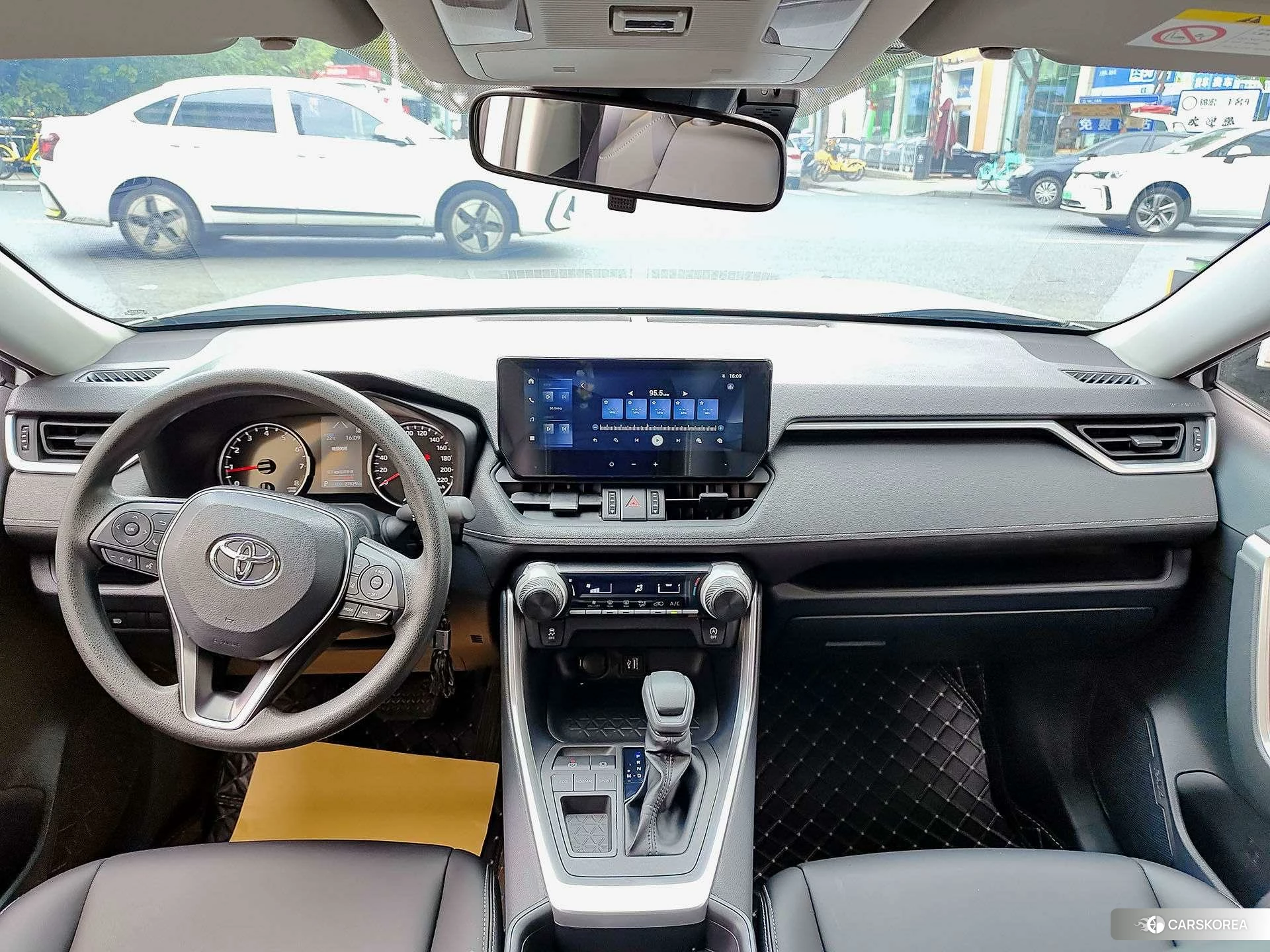 Toyota RAV4 Rongfang 2023 Белый из Китая
