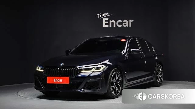 BMW 5 Series (G30) 2023 Черный из Кореи
