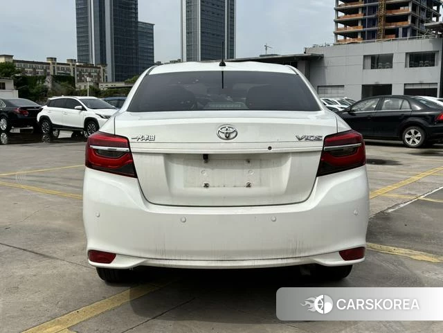 Toyota Vios 2023 Белый из Китая