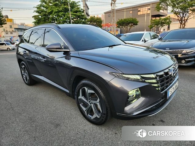 Hyundai Tucson (NX4) 2021 Серебристо-серый из Кореи