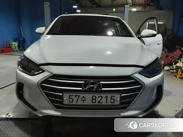 Hyundai Avante AD 2018 Белый из Кореи