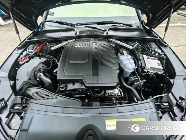 Audi A4L 2025 Зеленый из Китая