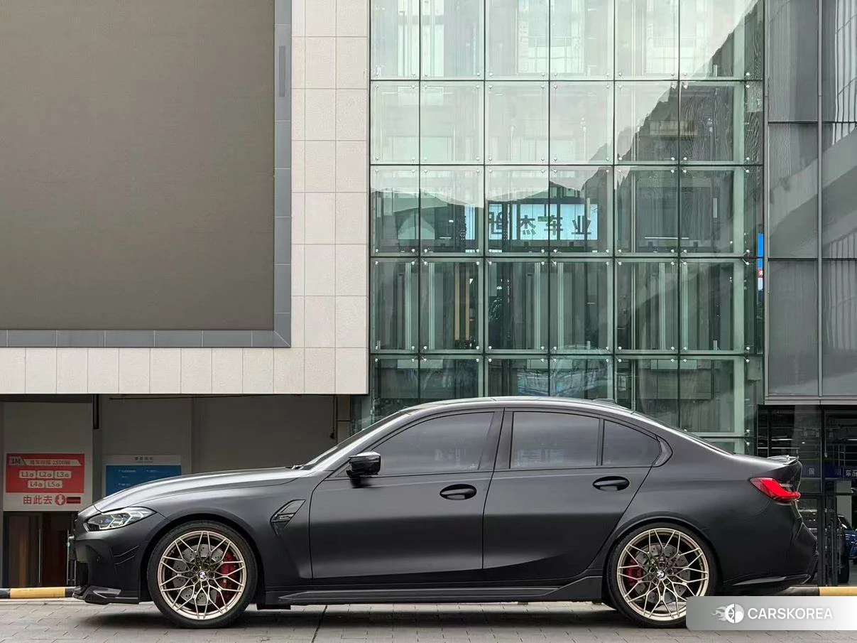 BMW M3 2022 Черный из Китая