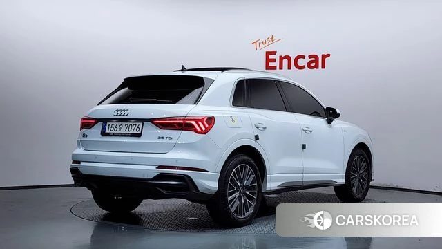 Audi Q3 (F3) 2022 Белый из Кореи
