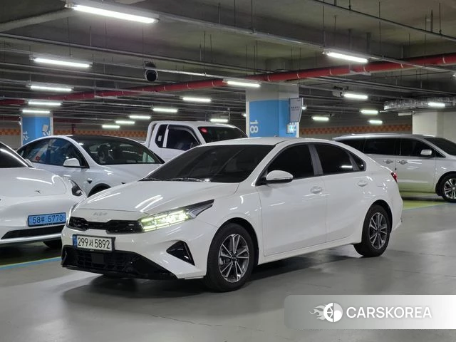 Kia The New K3 2nd generation 2022 Белый из Кореи