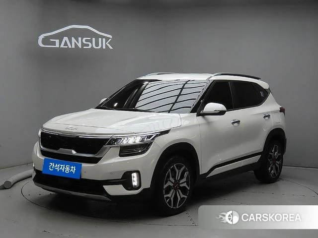 Kia Seltos 2022 Белый из Кореи