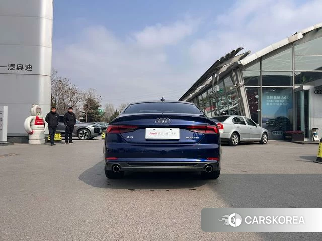 Audi A5 2019 Синий из Китая