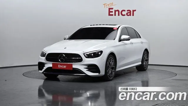 Mercedes-Benz E-Class W213 2023 Белый из Кореи