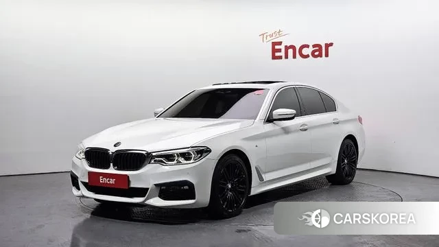BMW 5 Series (G30) 2018 Белый из Кореи
