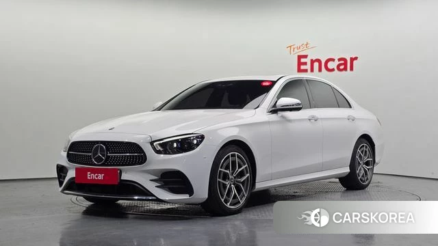 Mercedes-Benz E-Class W213 2021 Белый из Кореи