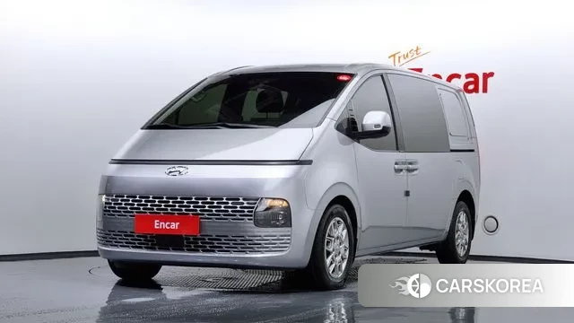 Hyundai Staria 2022 Серебряный из Кореи